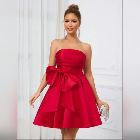 Shein Belle [S] Well-Fitted Wedding Dress - Picture 6 of 9